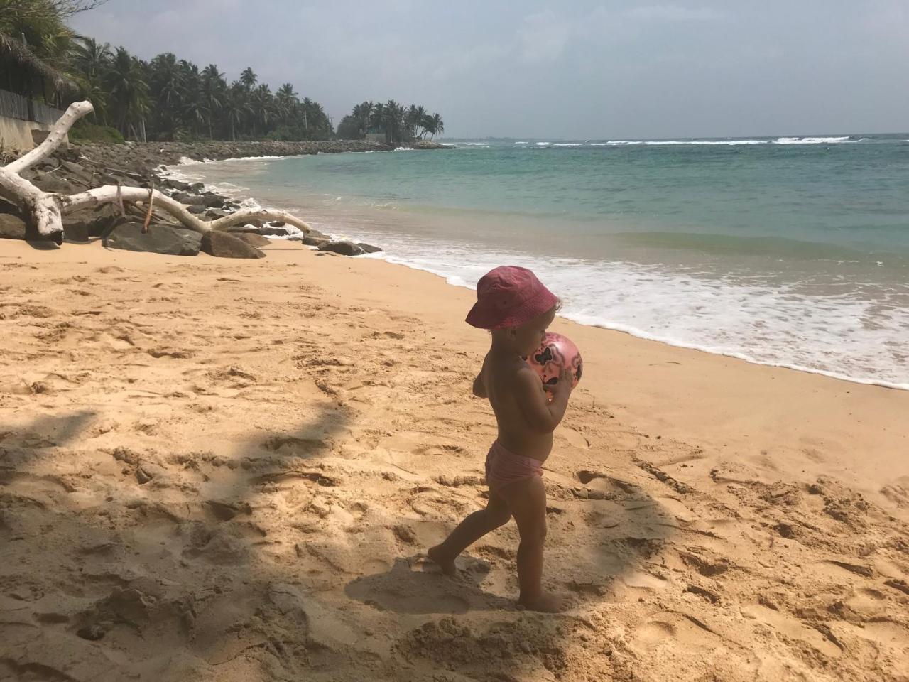 Tiny Royal Palace Унаватуна Екстер'єр фото