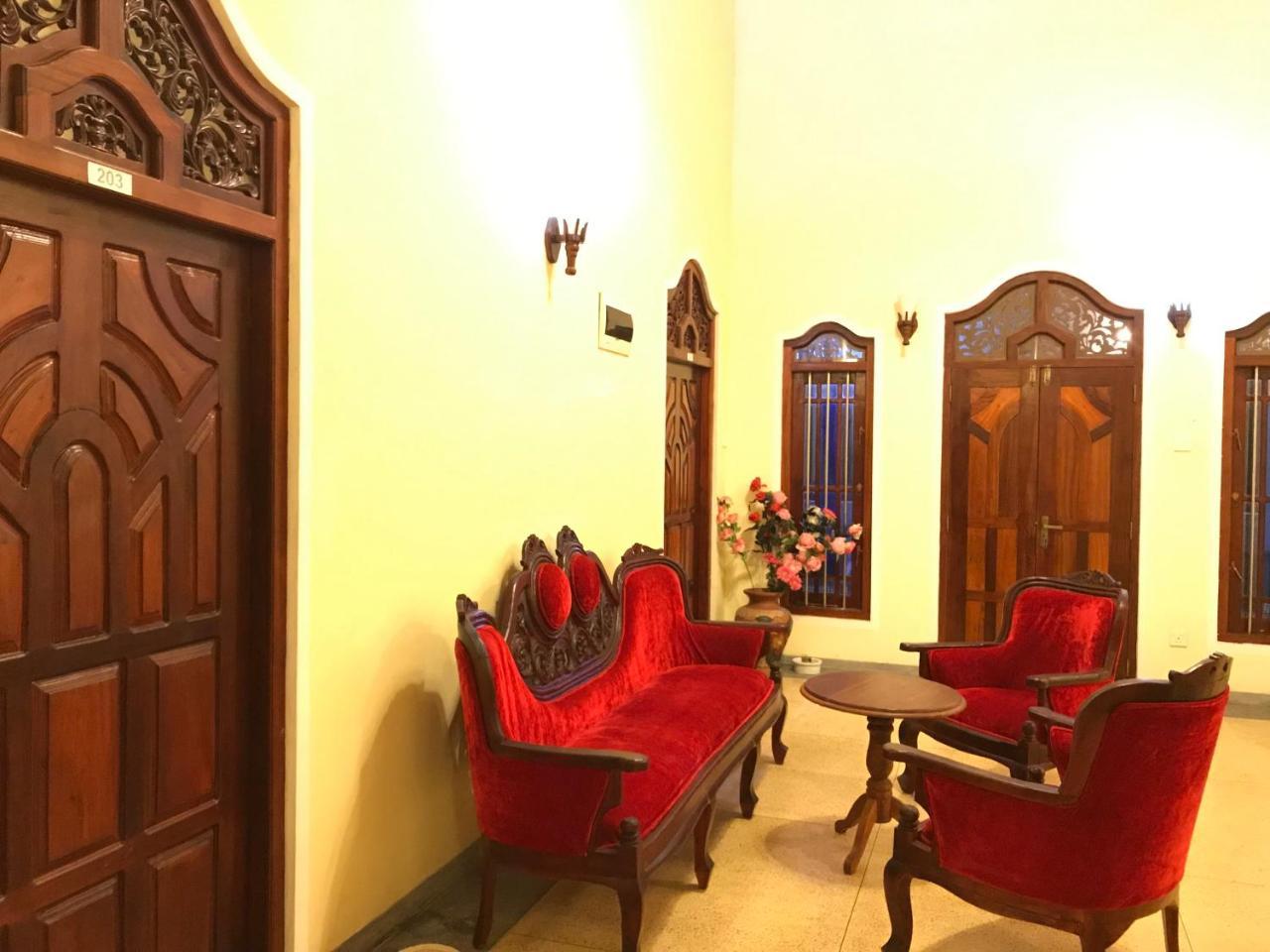 Tiny Royal Palace Унаватуна Екстер'єр фото