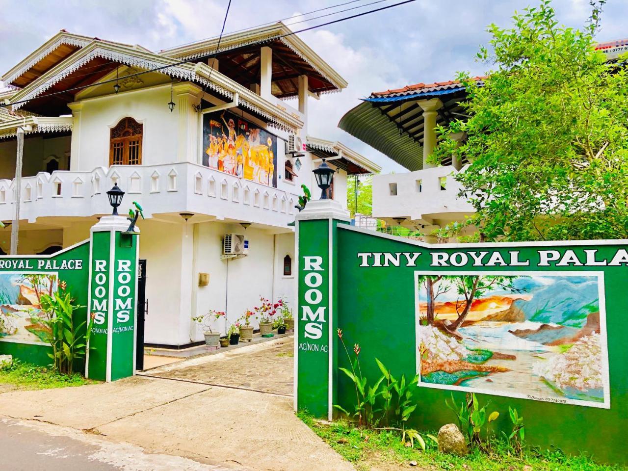 Tiny Royal Palace Унаватуна Екстер'єр фото